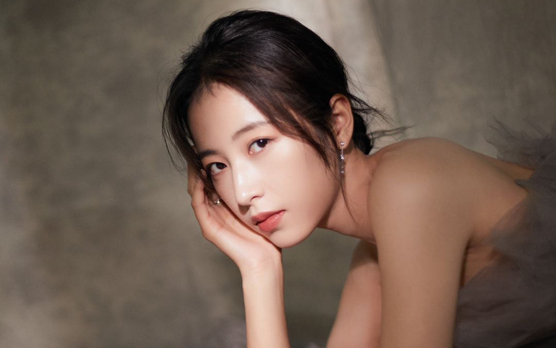 利物浦3-1莱斯特城，继续领跑积分榜，利物浦对莱斯特城比赛时间