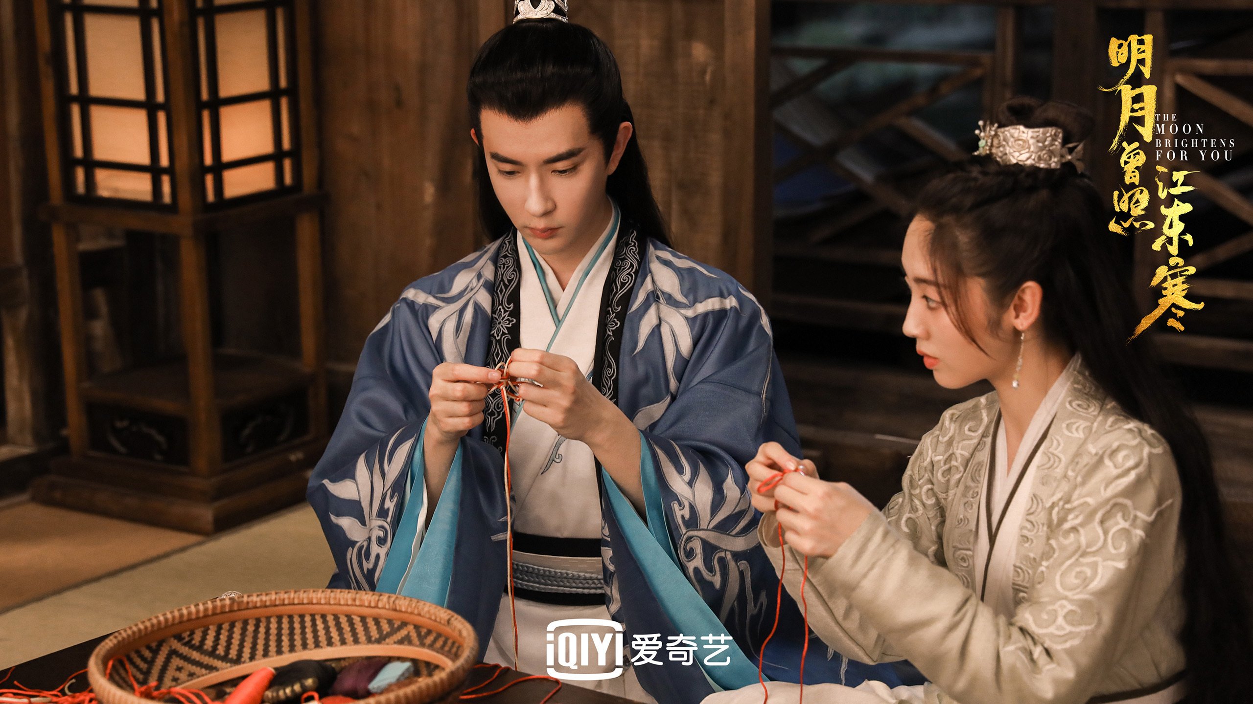 城市间球迷应援活动频繁，球迷经济效应显现，球迷集市买什么